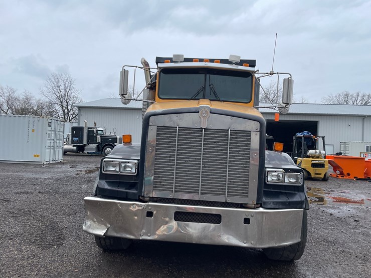 1997-kenworth-t800-image-2