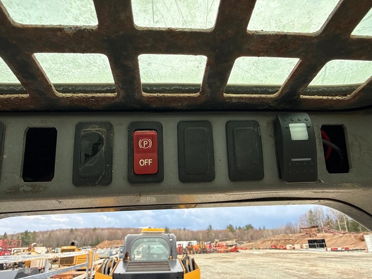 bobcat-t300-image-29