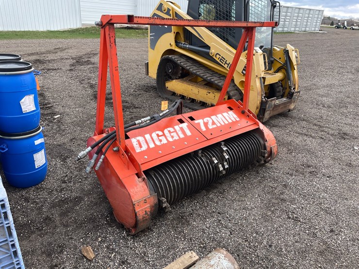 #3093-•-diggit-72mm-mulcher-image-3