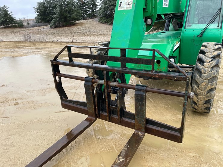 2014-sky-trak-6042-image-34