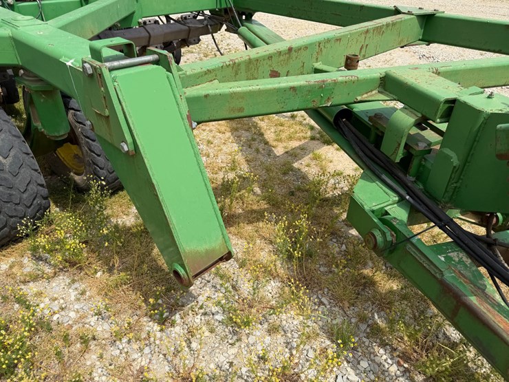 john-deere-1590-image-83