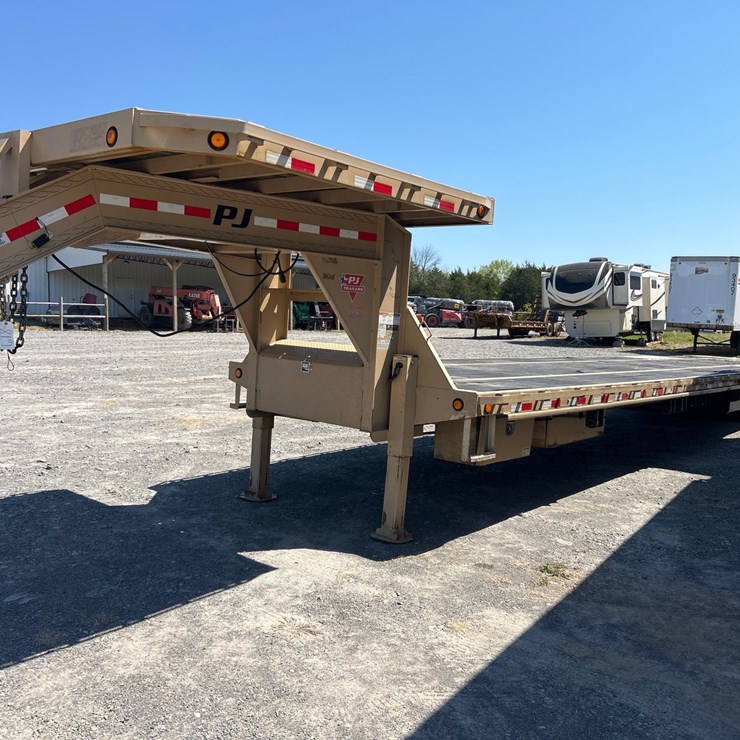 2020 PJ FLATBED