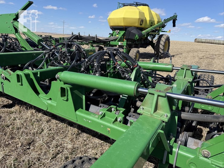 2012-john-deere-1890-image-45