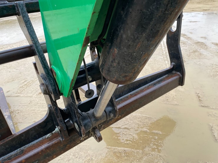 2014-sky-trak-6042-image-31