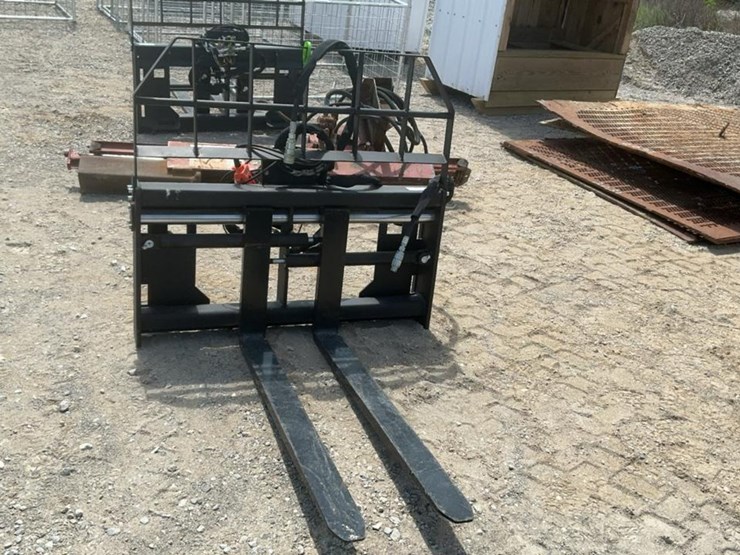 #178-•-hydraulic-forks-image-1