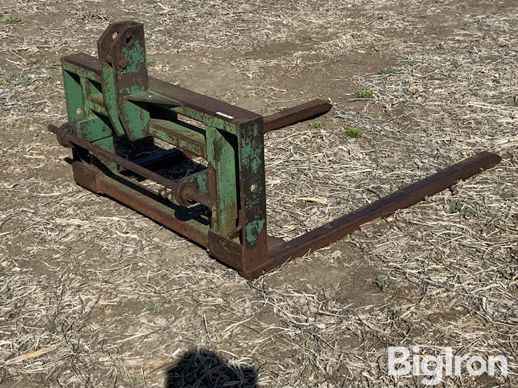 3-pt-bale-mover-image-1