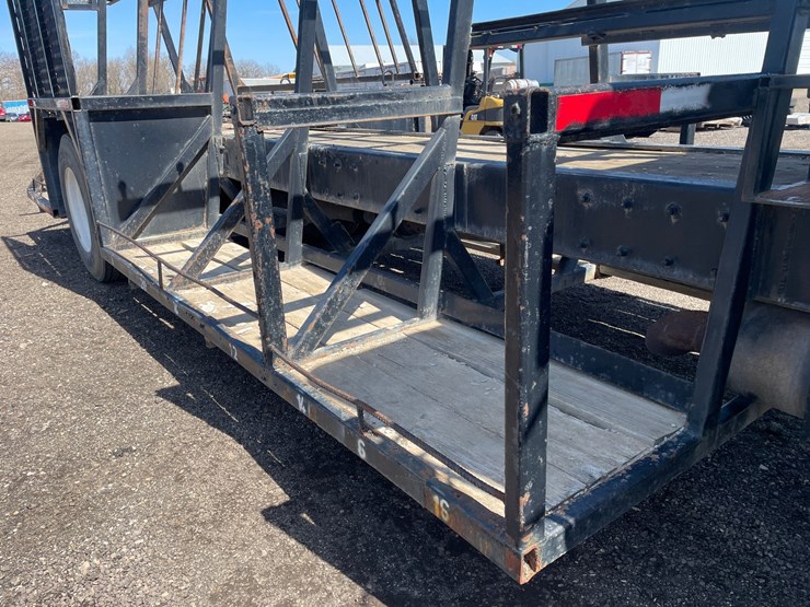 1995-peterbilt-330-image-18