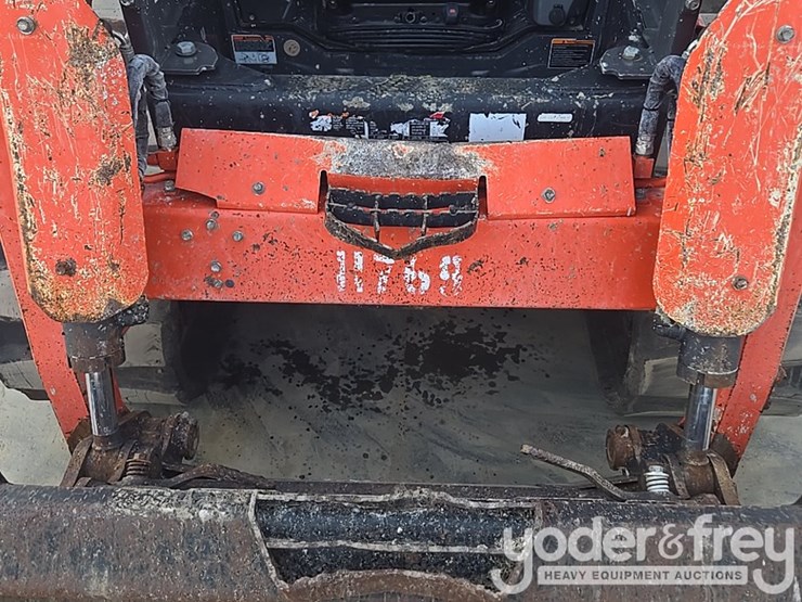 2021-kubota-svl75-2-image-24