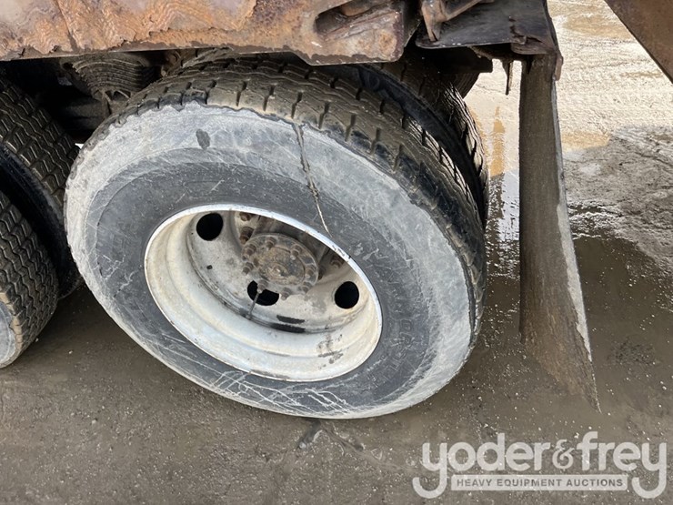 2005-sterling-acterra-image-16