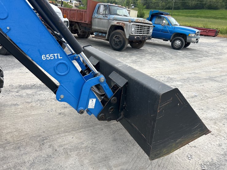 new-holland-t4.95-image-10