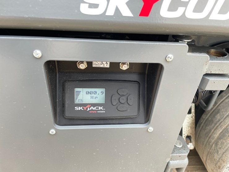 #7514a-•-2025-skyjack-sj3220e-electric-scissor-lift-image-21