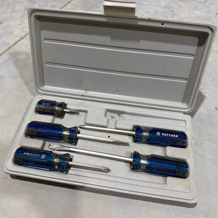 #710 • SCREWDRIVER SET