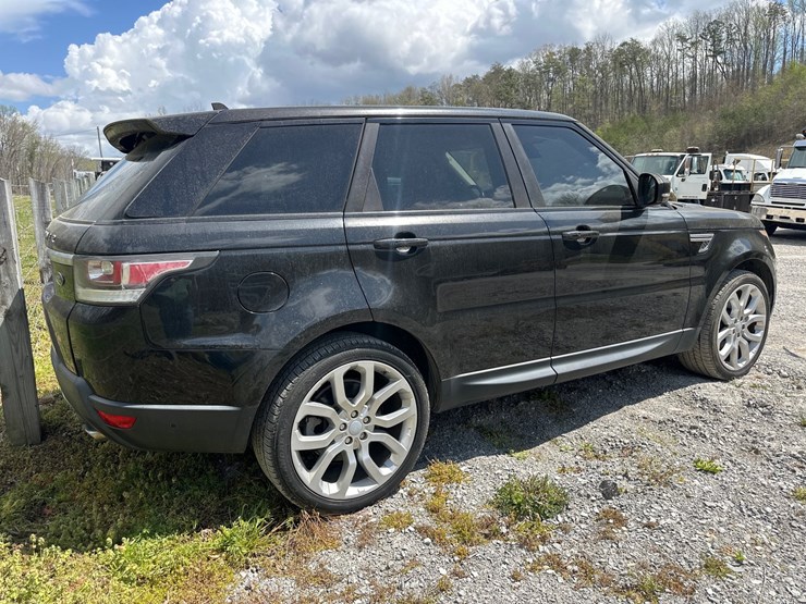 2016-land-rover-range-rover-image-2