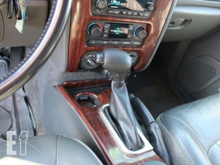 2004-gmc-envoy-image-12