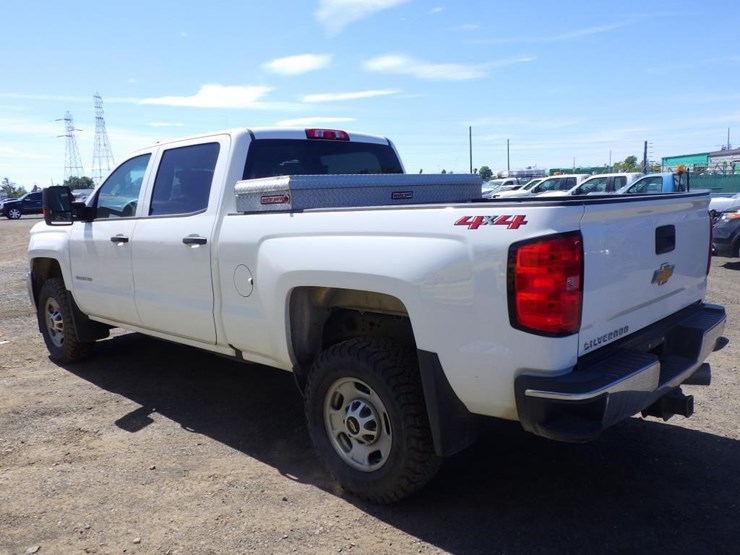 2019-chevrolet-2500hd-image-4