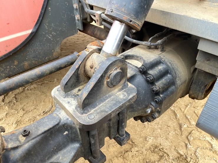 2005-jlg-g9-43a-image-41