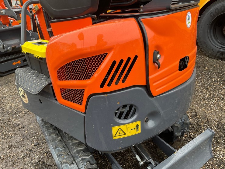 #3296-•-2026-ats-me18-mini-excavator-image-17