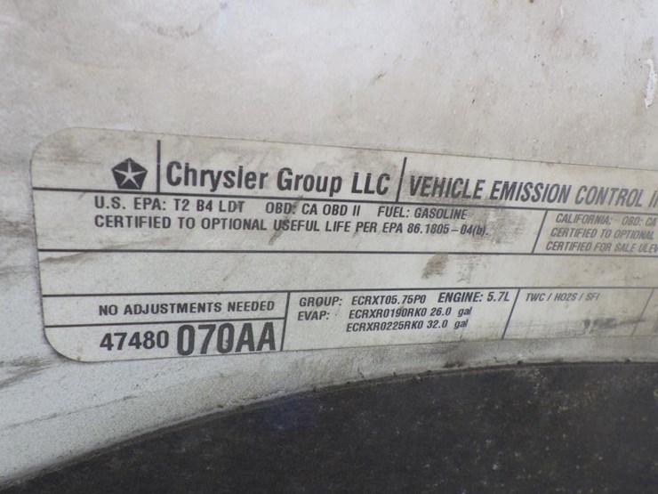 2014-dodge-1500-image-12