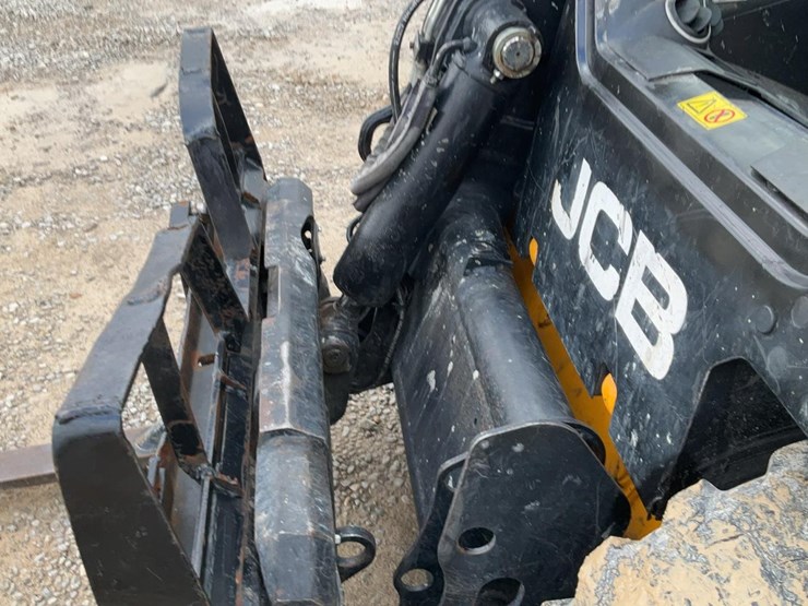 2021-jcb-215-image-24