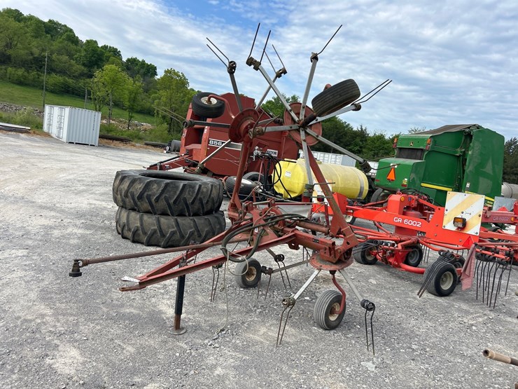 hesston-3717-image-1