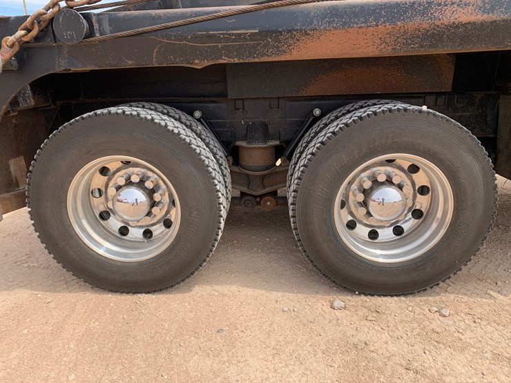 2005-kenworth-t800b-image-7