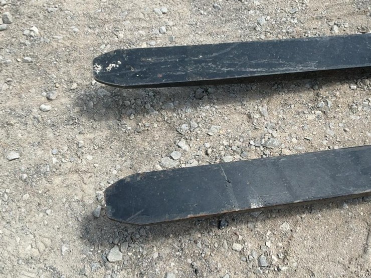 #178-•-hydraulic-forks-image-8