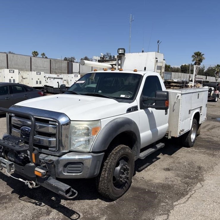 2012 FORD F450