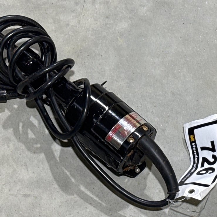 #726 • DUMORE HAND GRINDER