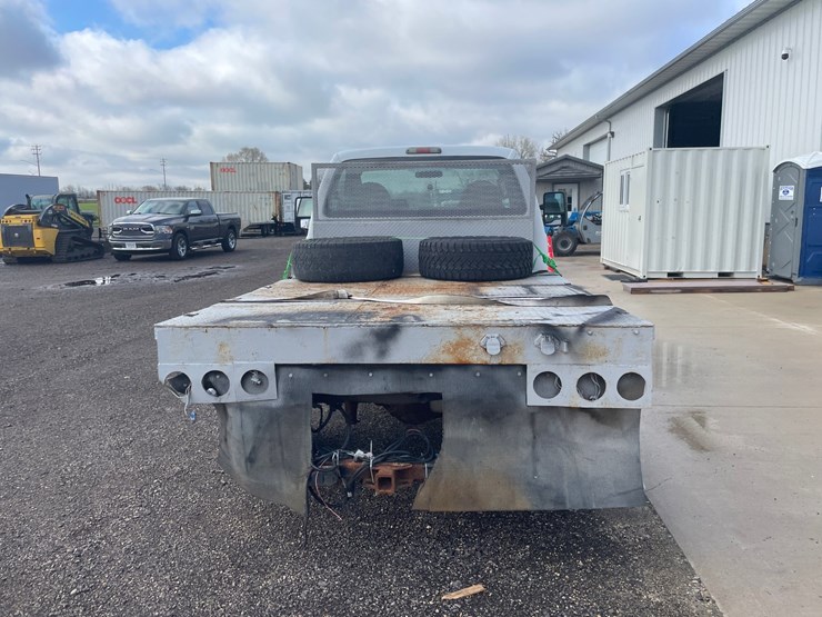 2010-ford-f250-xl-image-6