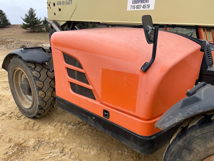 2014-jlg-g9-43a-image-26