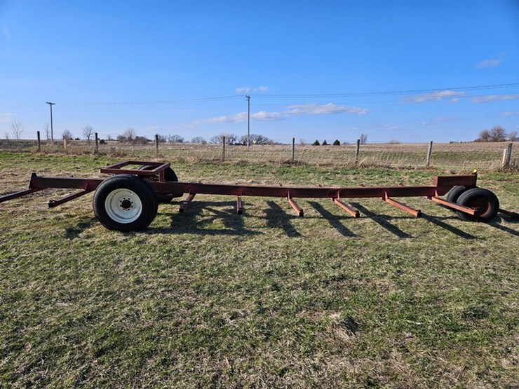 #572-•-11-place-bale-trailer-image-6