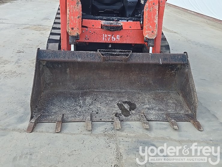 2021-kubota-svl75-2-image-11