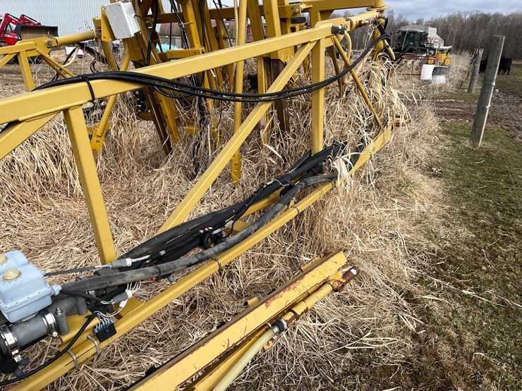 #5515-•-agco-rogator-u1264c-ag-chem-sprayer-image-65