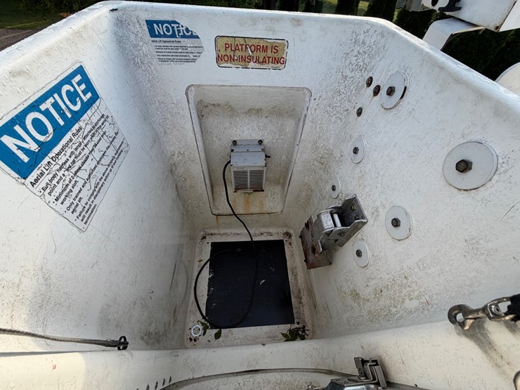 2011-ford-f450-image-9