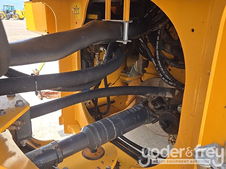 2021-volvo-l90h-image-30