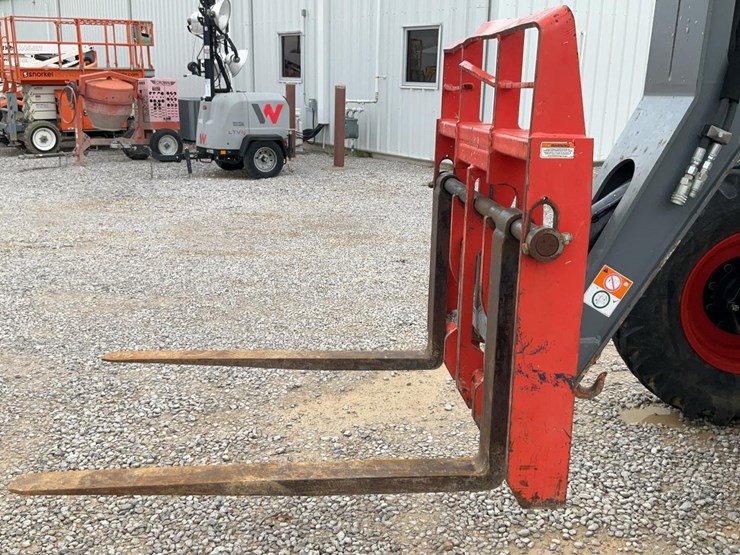 #202-•-2020-skyjack-sj843h-telehandler-image-15