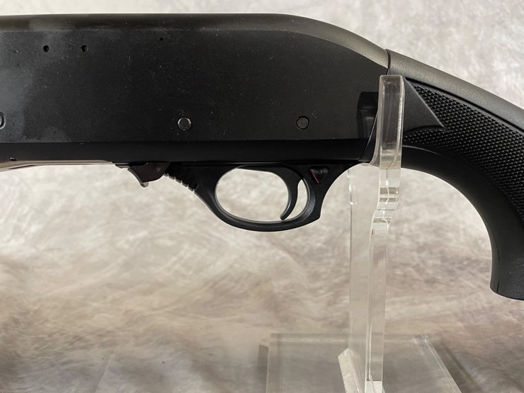 #4096-•-hatfield-home-defense-,-12-ga.-pump-action-shotgun,-sn:-12p21-007824,-(neenah,-wi)-image-13