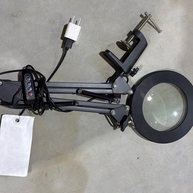 #707 • ADJUSTABLE LAMP