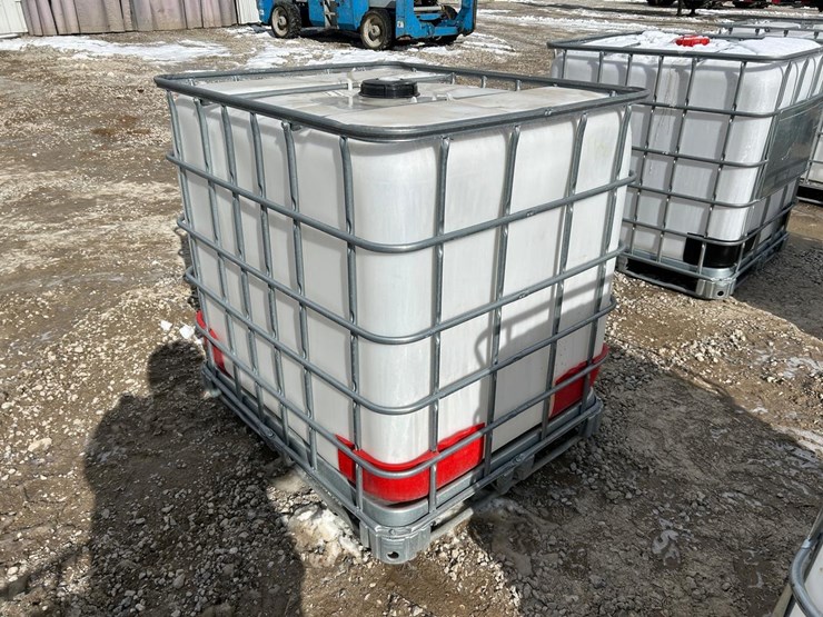 water-tank-tote-image-3