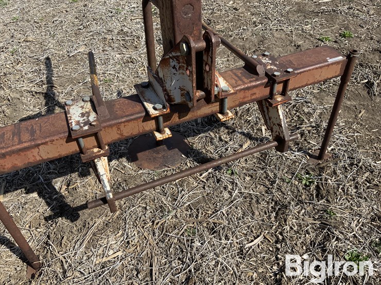 3-pt-bale-spear-image-9