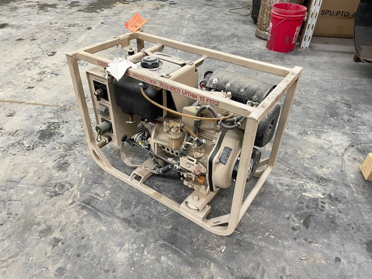 #7548-•-military-diesel-generator-image-4