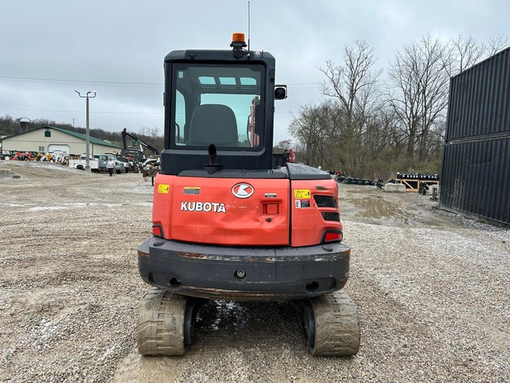 2016-kubota-kx040-4-image-3