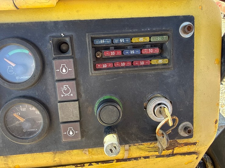 new-holland-dc80-image-39