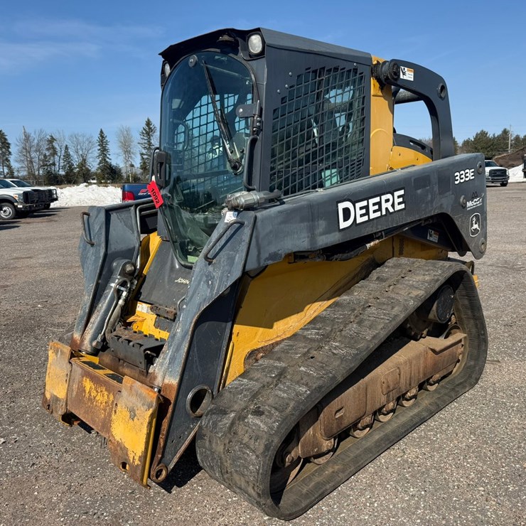 DEERE 333E