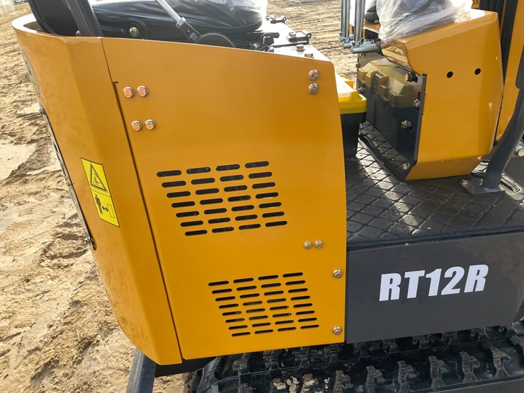 #1039-•-new-ats-rt12r-mini-excavator-image-20