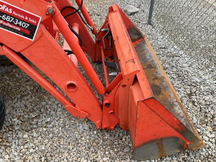 2021-kubota-l2501-image-40