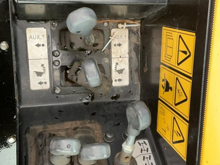 2022-jcb-510-56-image-24