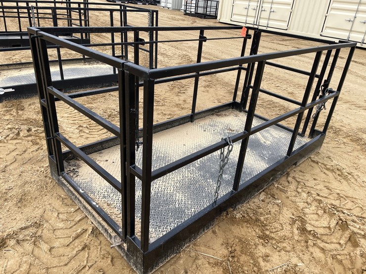 #7533-•-8'-work-platform-with-fork-pockets-image-5