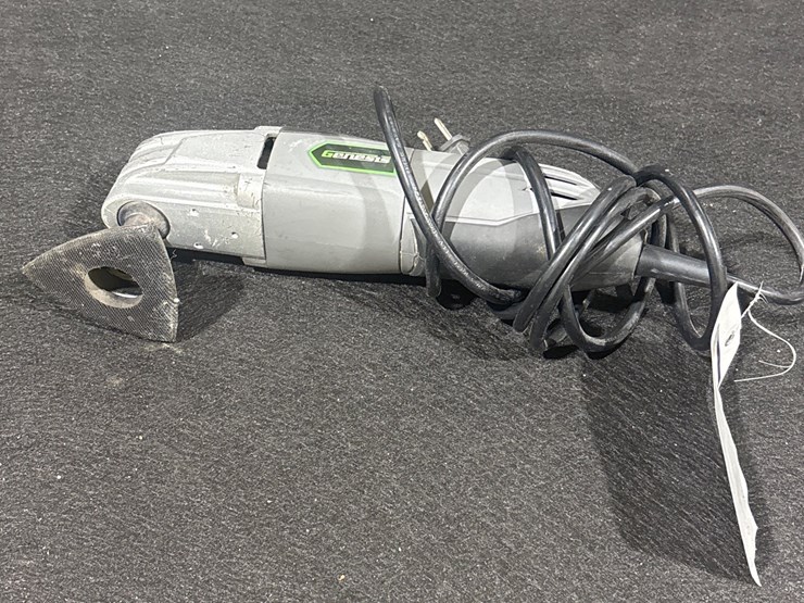 #783-•-genesis-triangle-sander-image-1