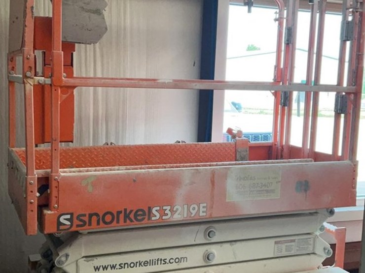 #428-•-2021-snorkel-19'-scissor-lift-image-18